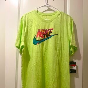 Light green Nike Tee Large